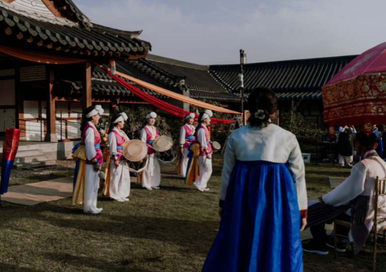 Arte e Cultura Sul-Coreana: Descubra Tesouros Ocultos e Talentos Emergentes